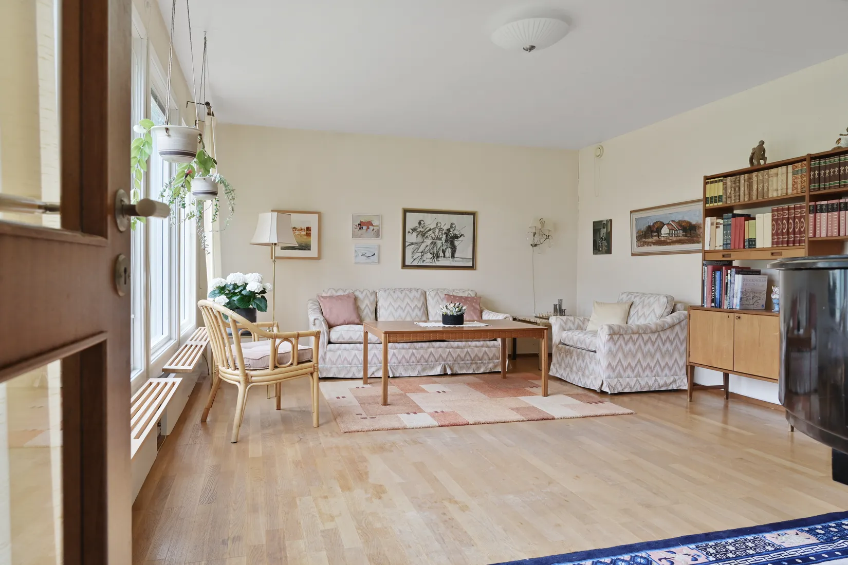 Villa, Radhus, Särimnervägen 1, Odenslunda, Upplands Väsby
