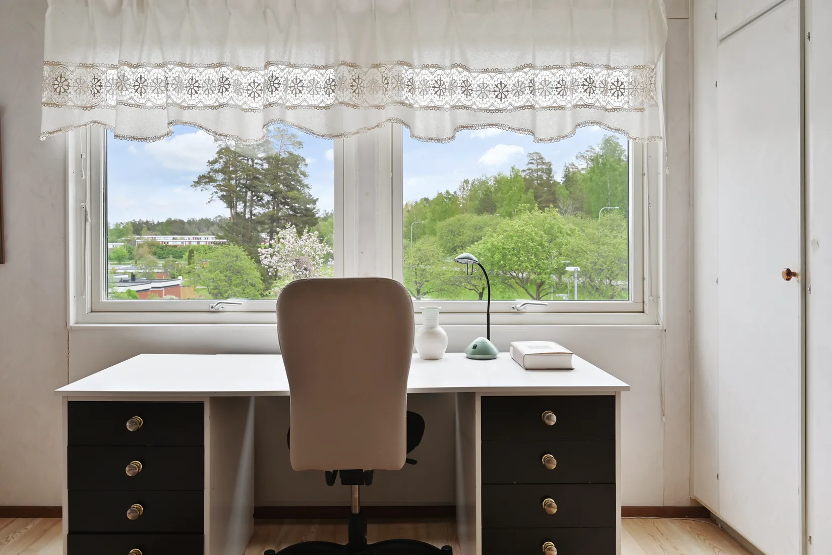 Villa, Radhus, Särimnervägen 1, Odenslunda, Upplands Väsby