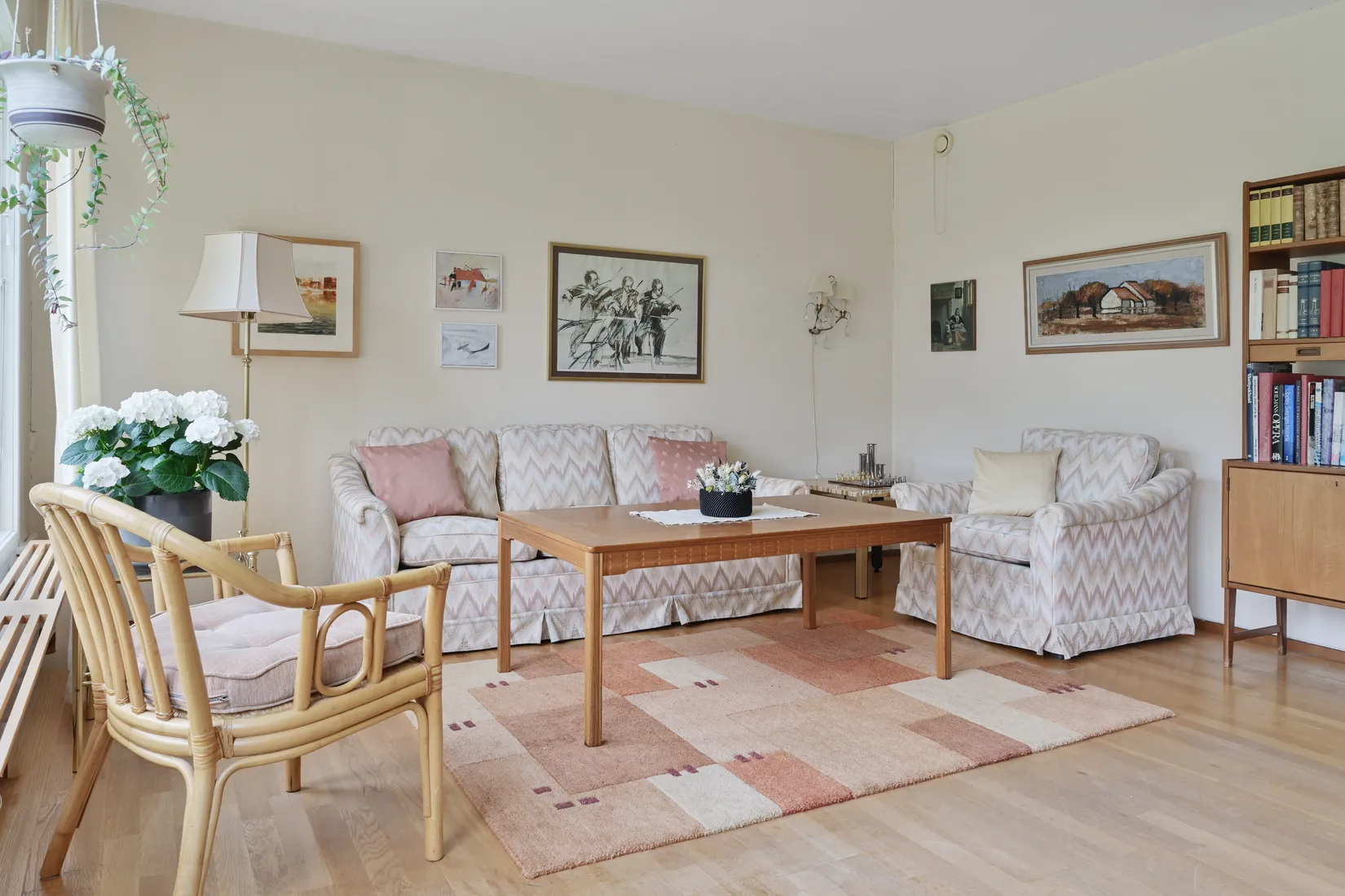 Villa, Radhus, Särimnervägen 1, Odenslunda, Upplands Väsby