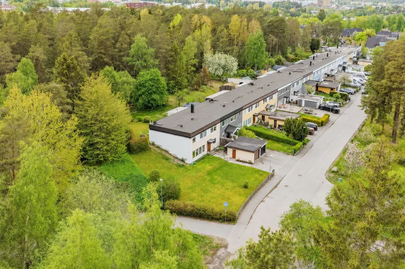 Villa, Radhus, Särimnervägen 1, Odenslunda, Upplands Väsby