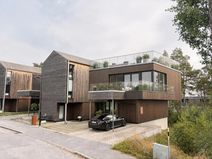 Radhus, Godtemplarvägen 18, Tollare, Nacka