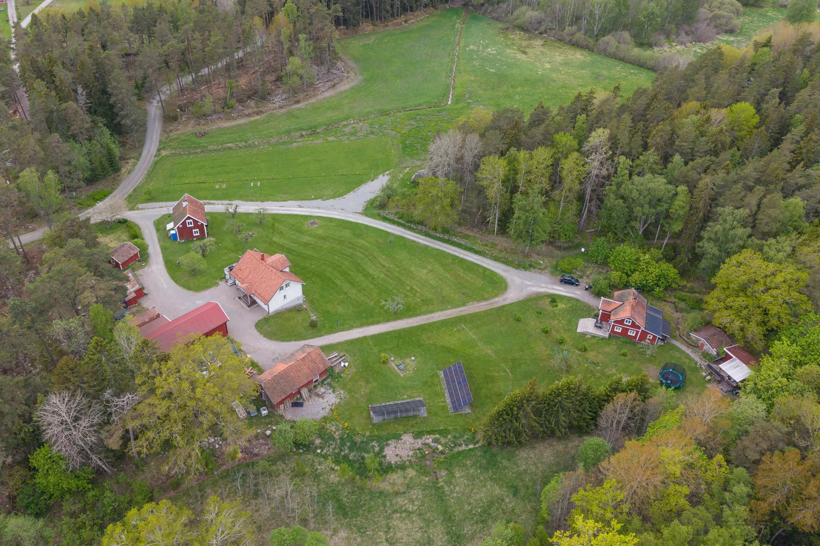 Gård/Skog, Rosenberg 3, Slottsbrinken, Strängnäs