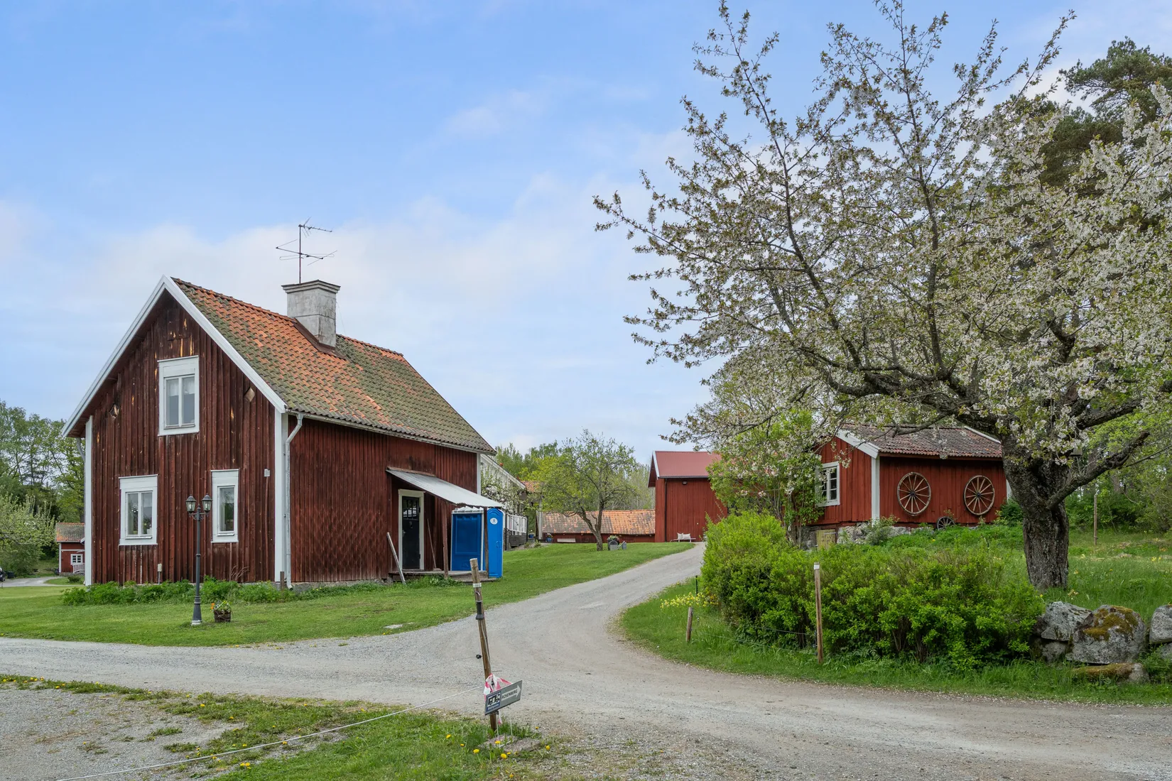 Gård/Skog, Rosenberg 3, Slottsbrinken, Strängnäs
