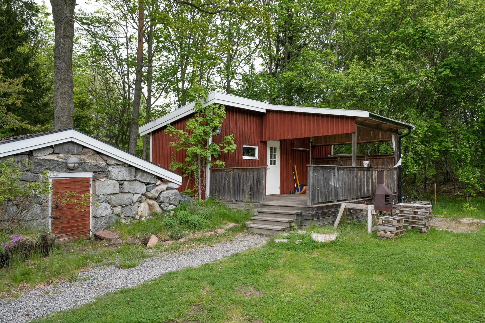 Gård/Skog, Rosenberg 3, Slottsbrinken, Strängnäs