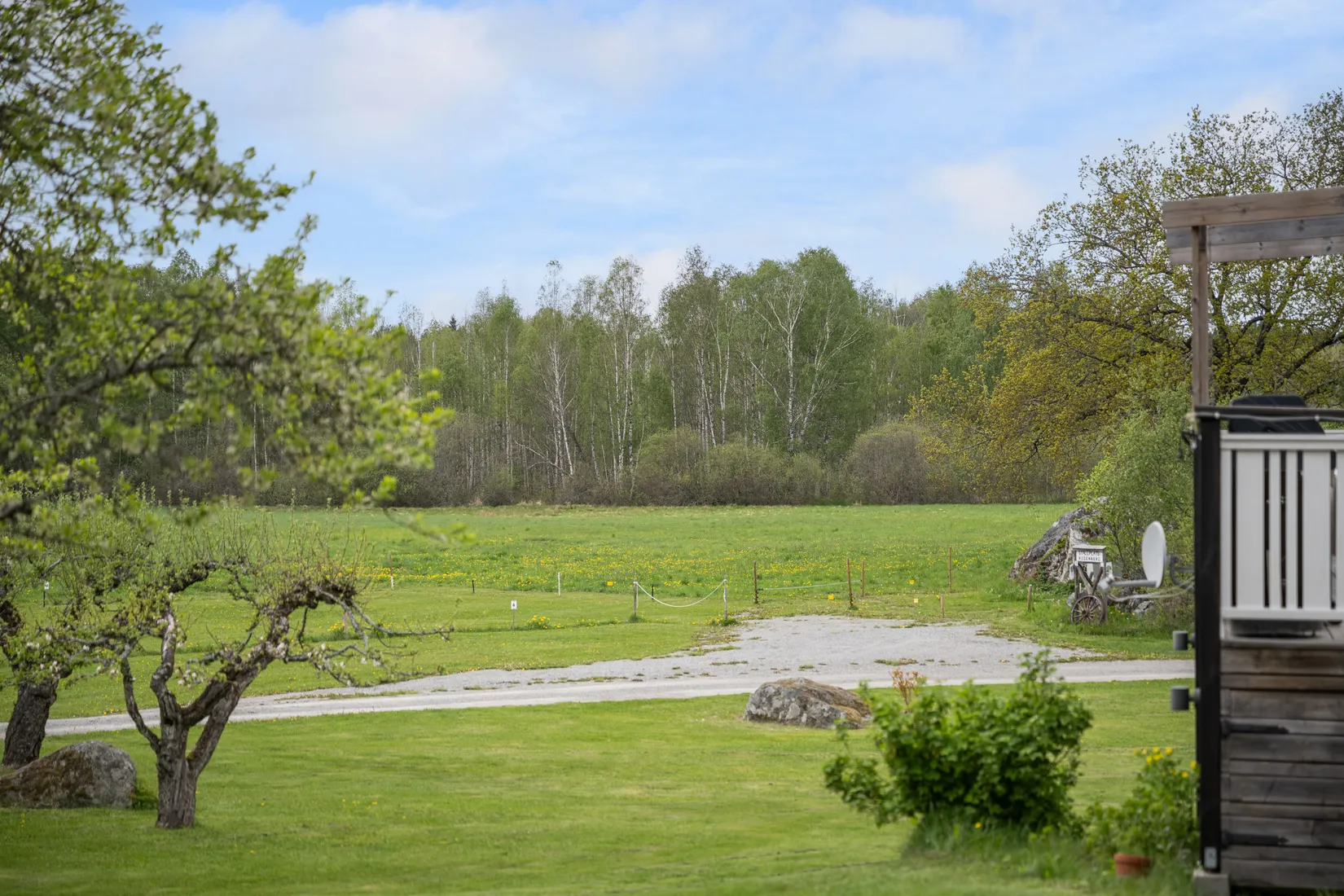 Gård/Skog, Rosenberg 3, Slottsbrinken, Strängnäs