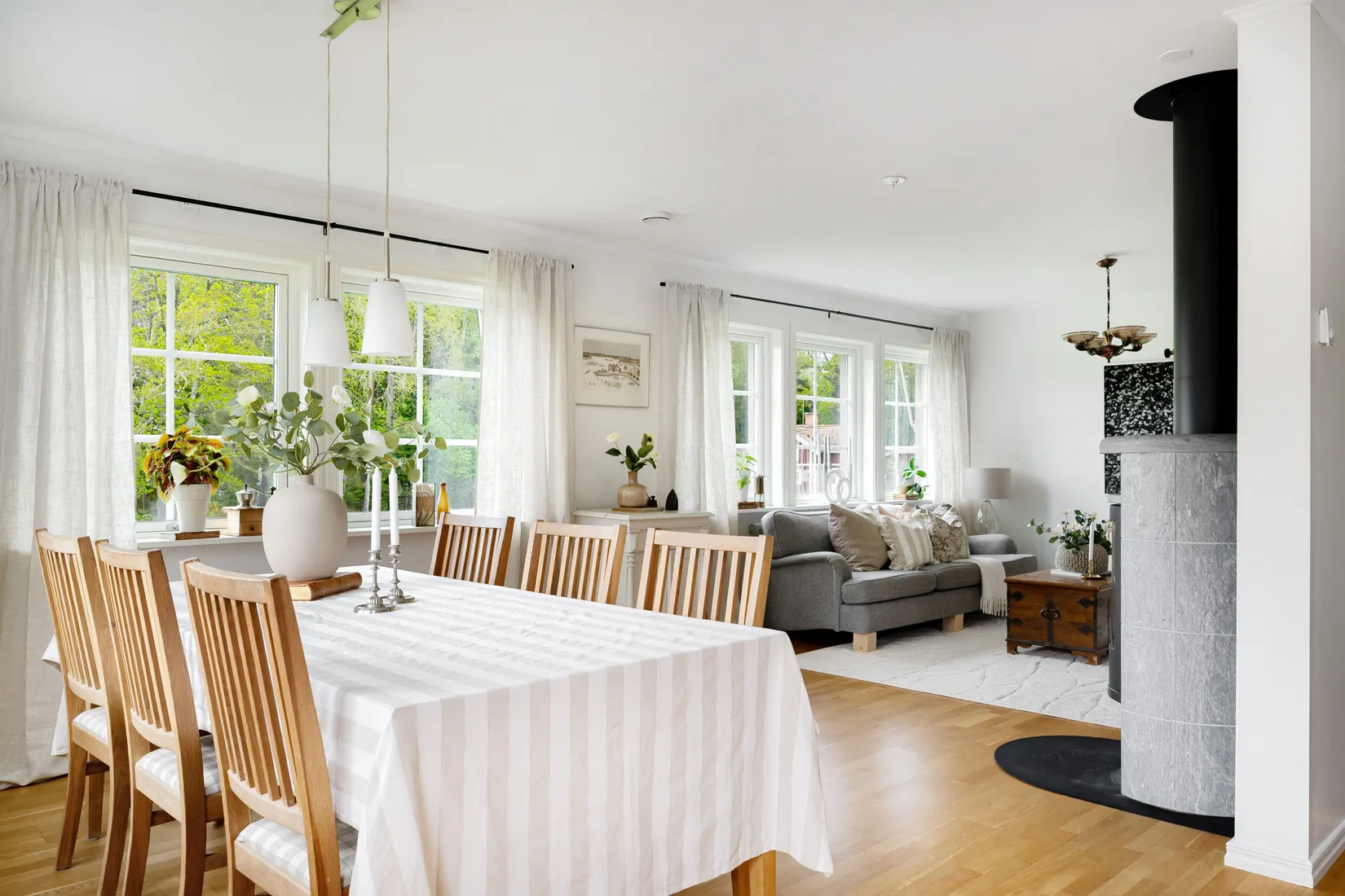 Gård/Skog, Rosenberg 3, Slottsbrinken, Strängnäs