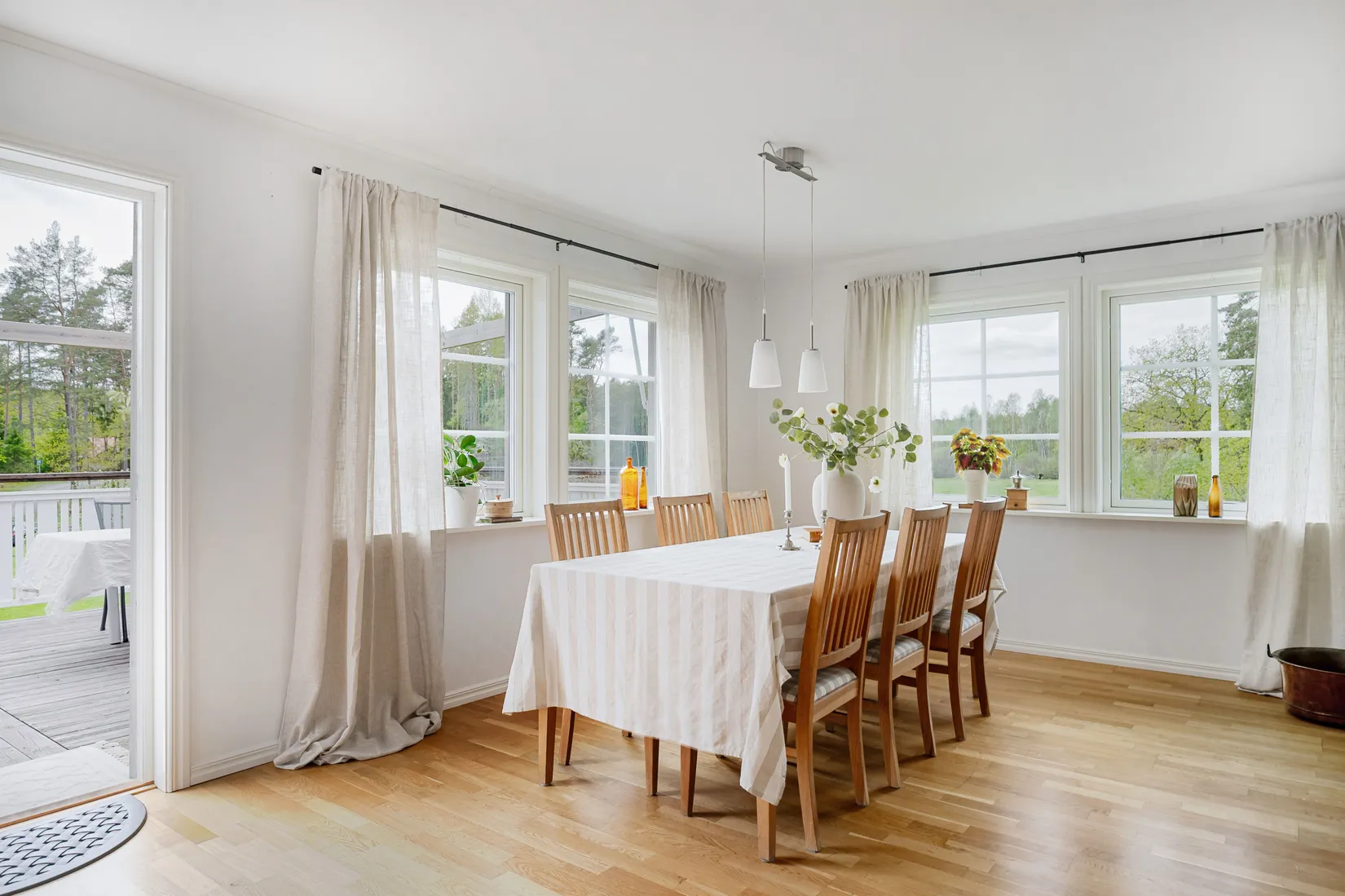 Gård/Skog, Rosenberg 3, Slottsbrinken, Strängnäs