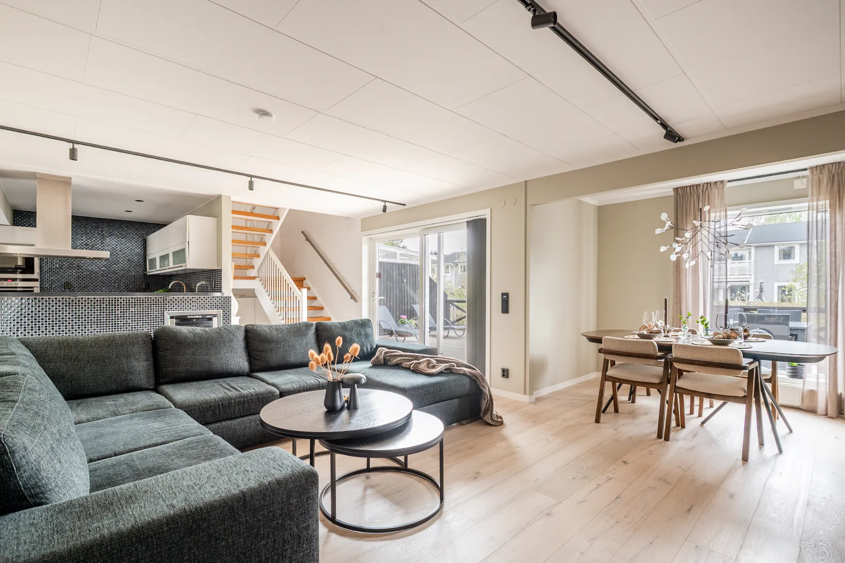 Villa, Radhus, Svartskogsvägen 21, Svartbäcken, Haninge