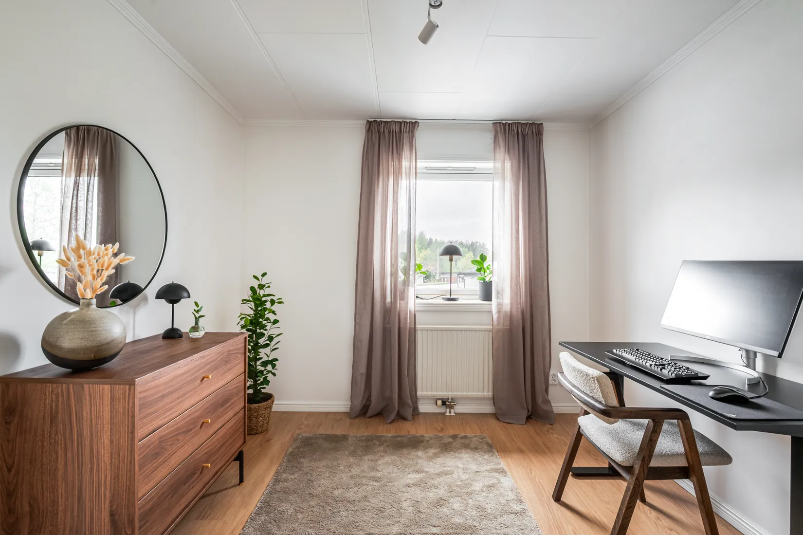 Villa, Radhus, Svartskogsvägen 21, Svartbäcken, Haninge