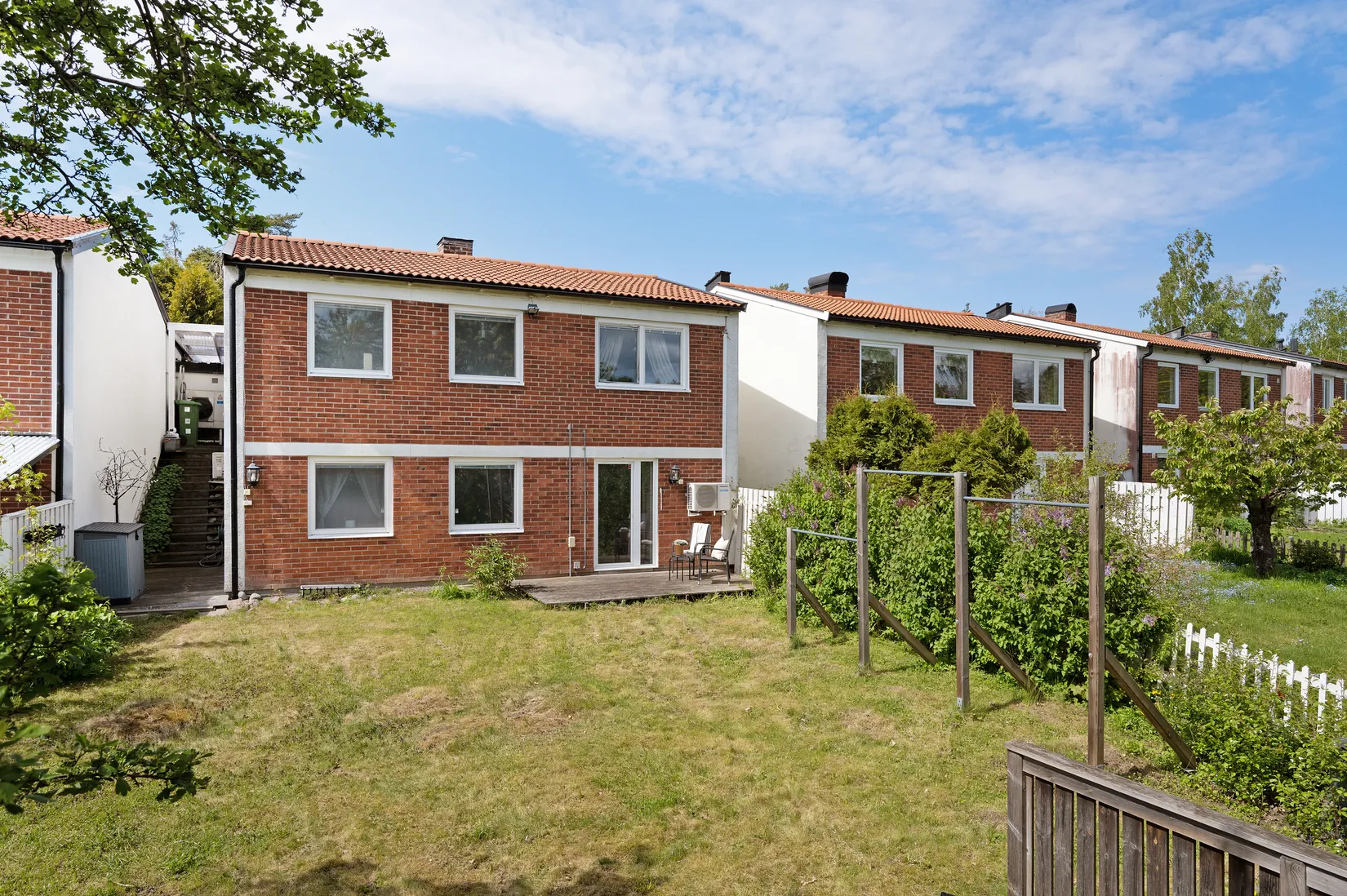 Villa, Radhus, Hovvägen 36, Vattmyra, Järfälla