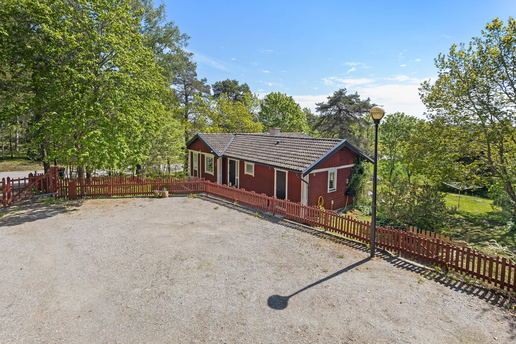 Villa, Hjälstaleden 1, Kivinge, Håbo