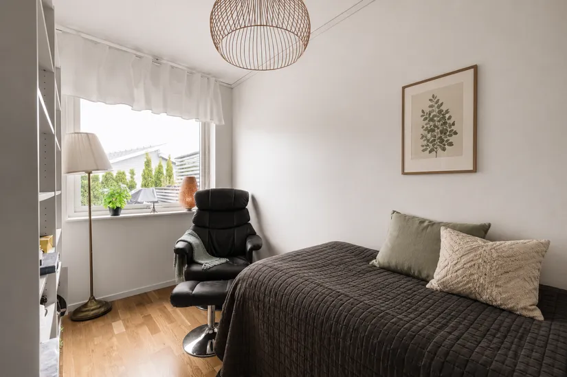 Radhus, Lillmossvägen 10B, Norrboda - Kungsängen, Upplands-Bro