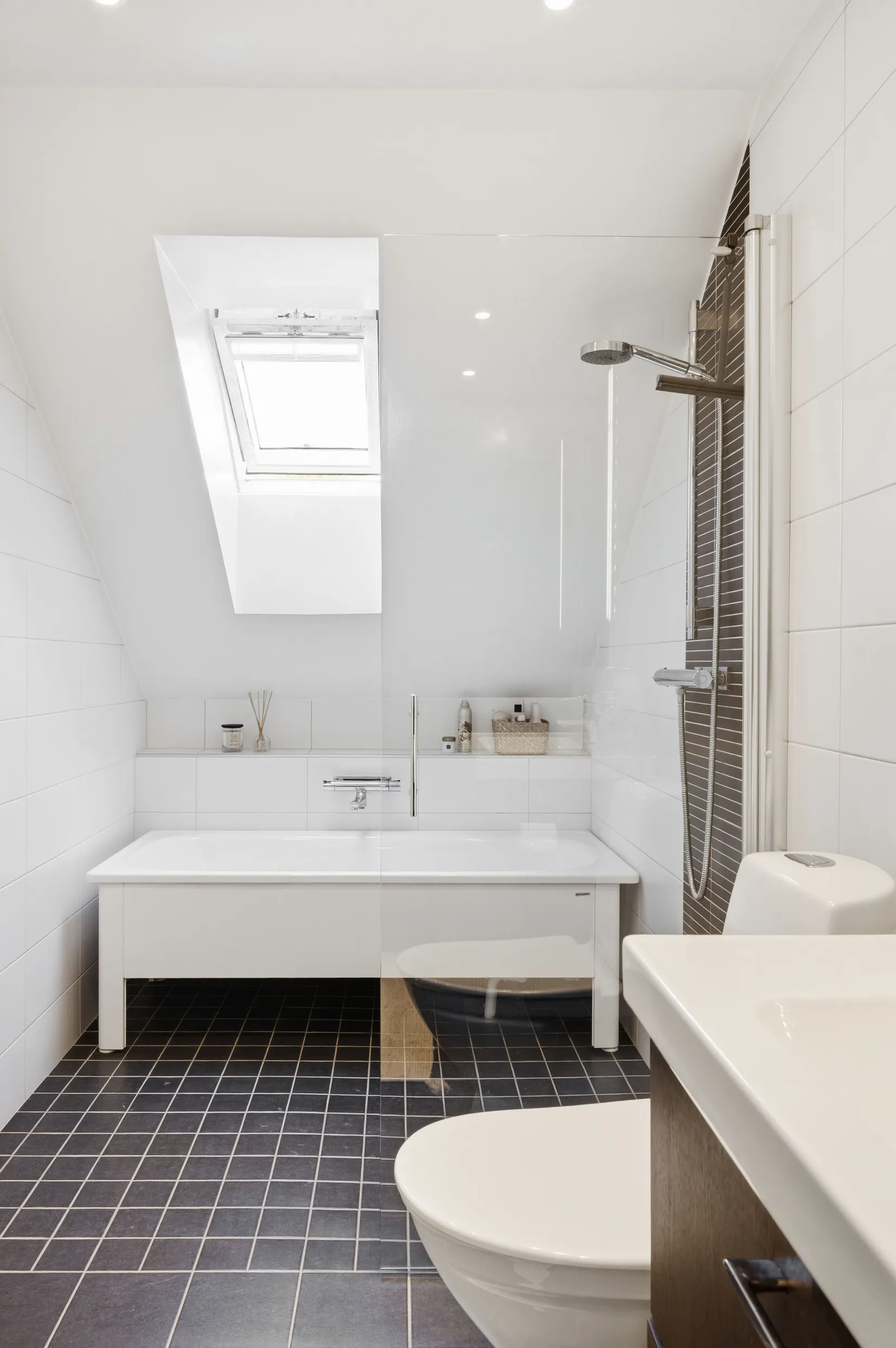 Villa, Radhus, Mantalsvägen 3, Furulund, Partille