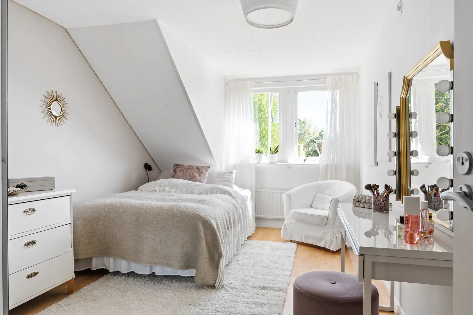 Villa, Radhus, Mantalsvägen 3, Furulund, Partille