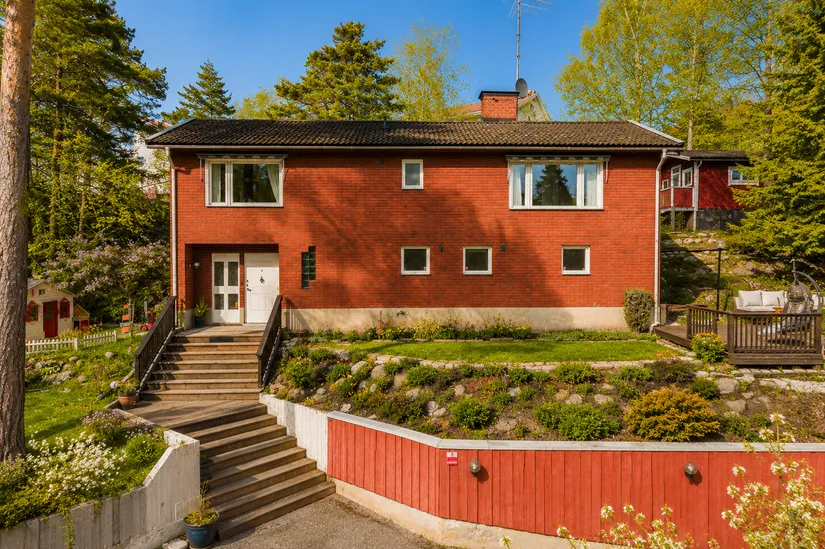 Villa, Fornborgsvägen 43, Solgård, Huddinge