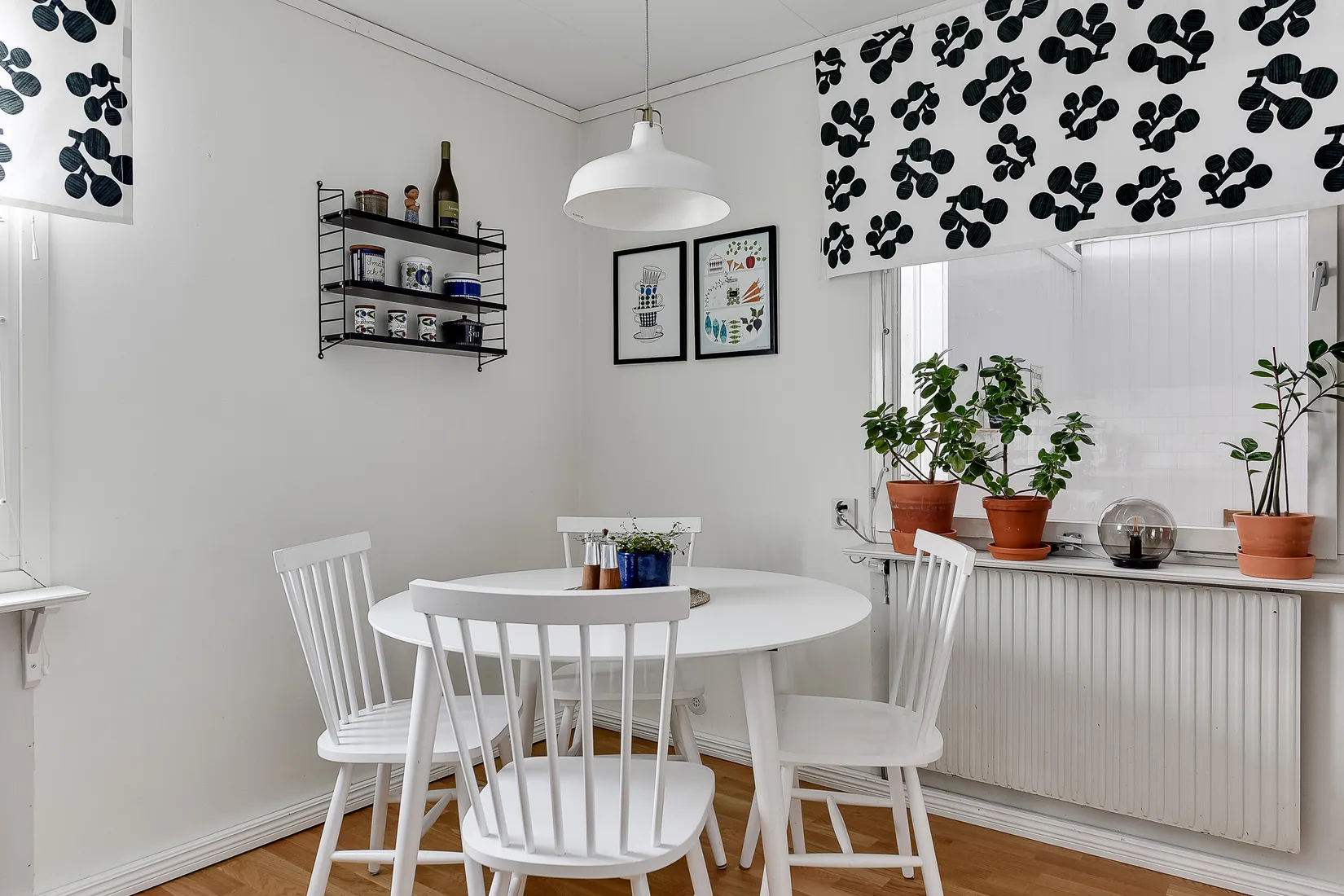 Villa, Radhus, Mårdvägen 54, Mariedal, Umeå