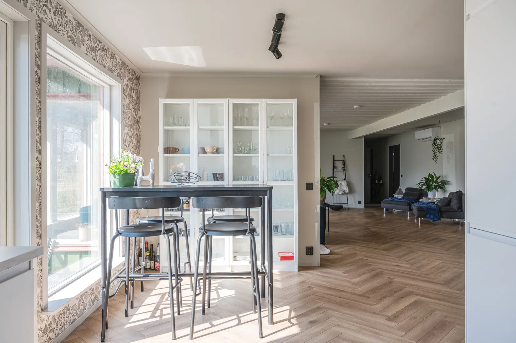 Villa, Tråvad Tråvadsbro 2, Tråvad, Vara