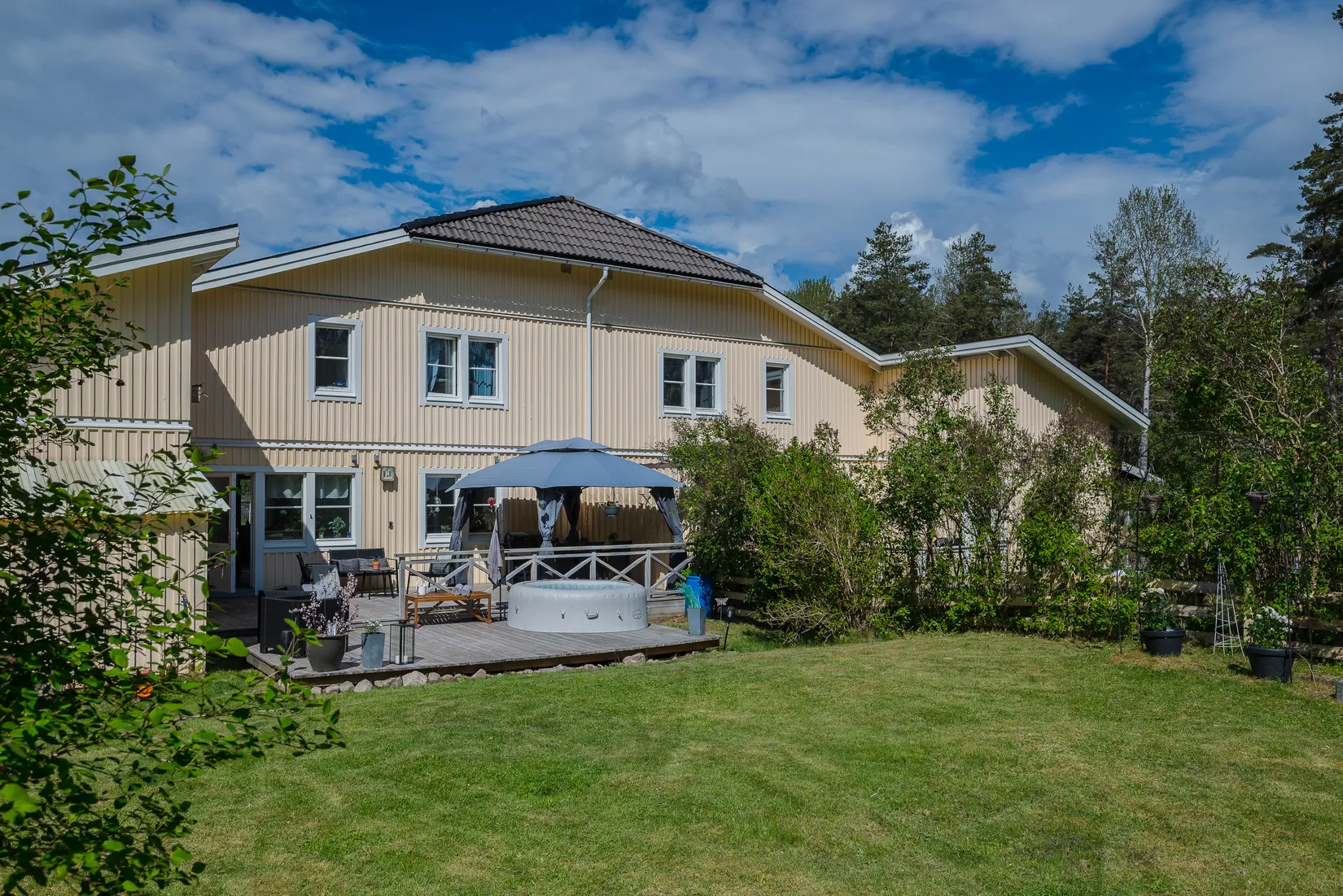 Bostadsrätt, Radhus, GRÖNLUNDSVÄGEN 3, Kårsta, Vallentuna