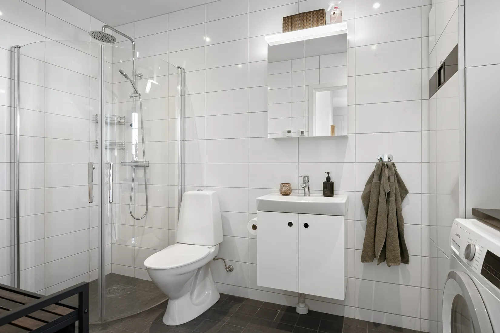 Radhus, Laduvallsvägen 3A, Säljan, Sandviken