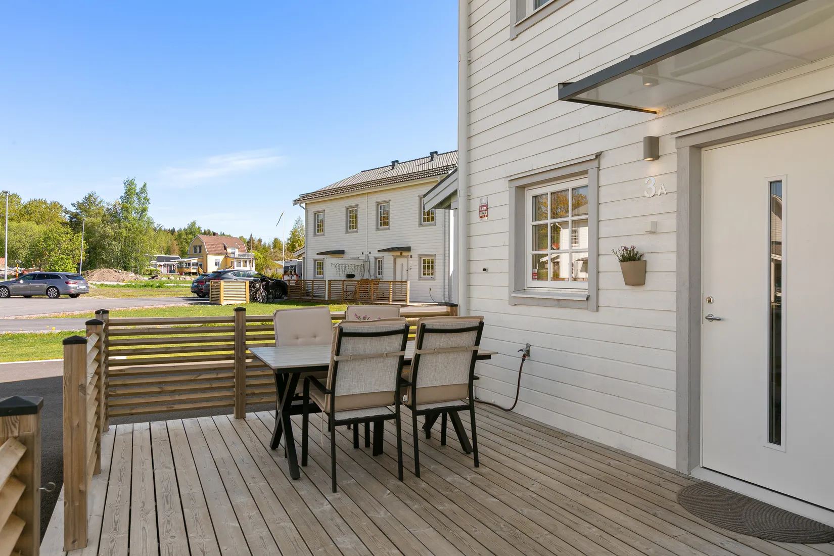 Radhus, Laduvallsvägen 3A, Säljan, Sandviken
