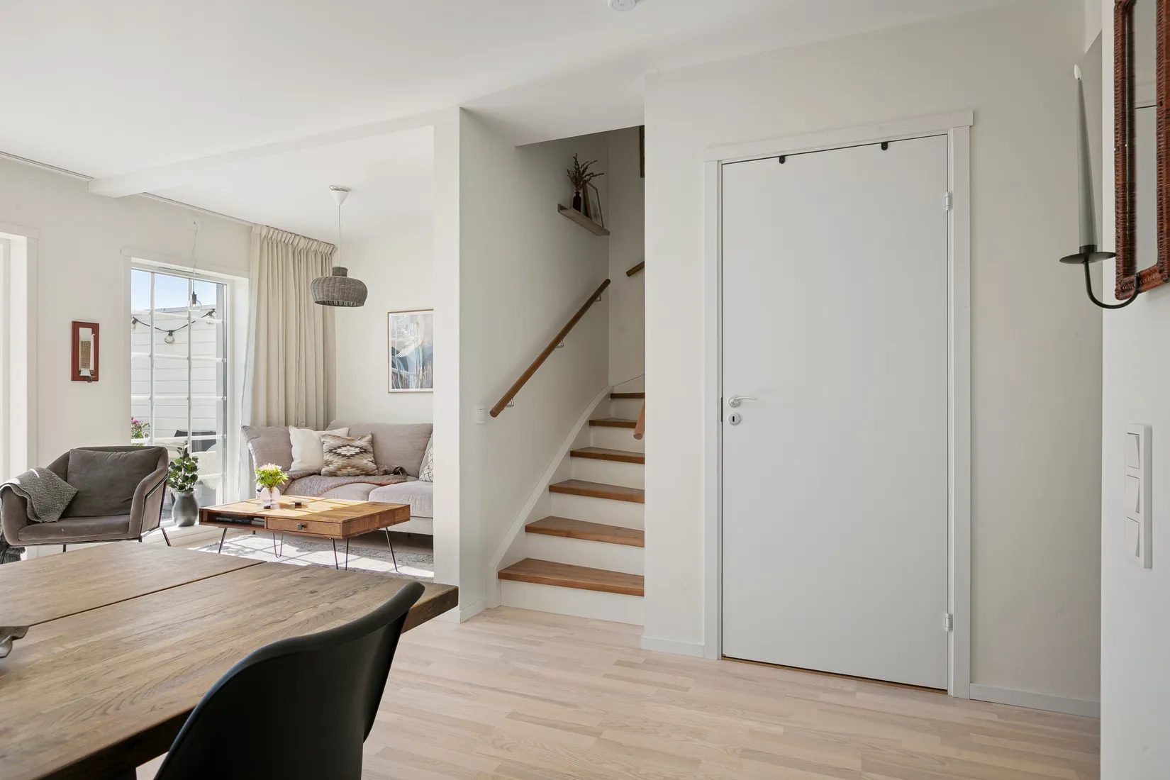 Radhus, Laduvallsvägen 3A, Säljan, Sandviken