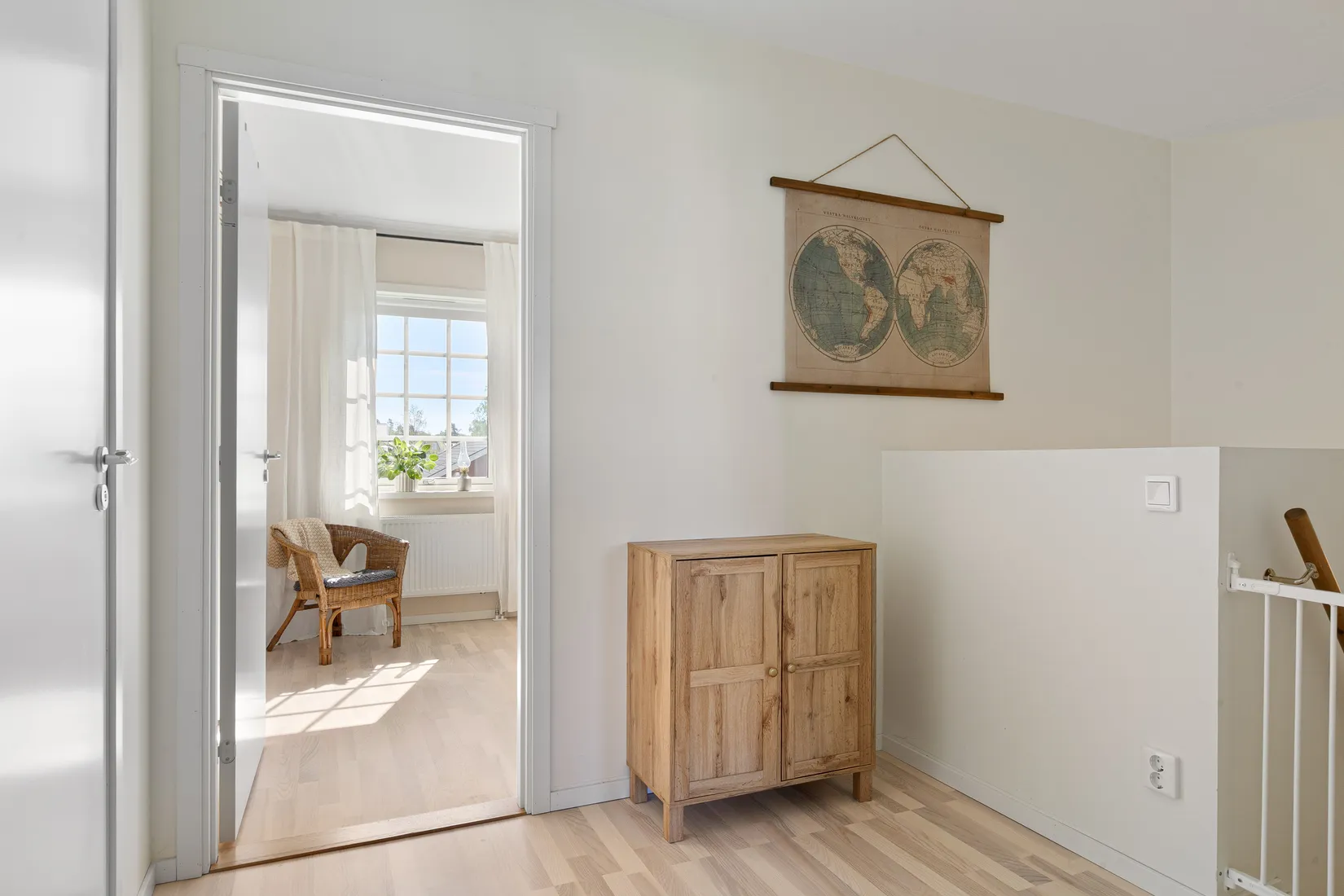 Radhus, Laduvallsvägen 3A, Säljan, Sandviken