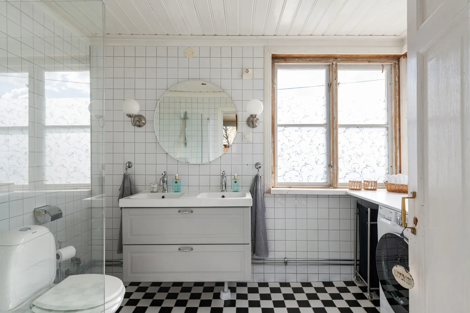 Villa, Ösbyvägen 28, Roslags-Bro, Norrtälje