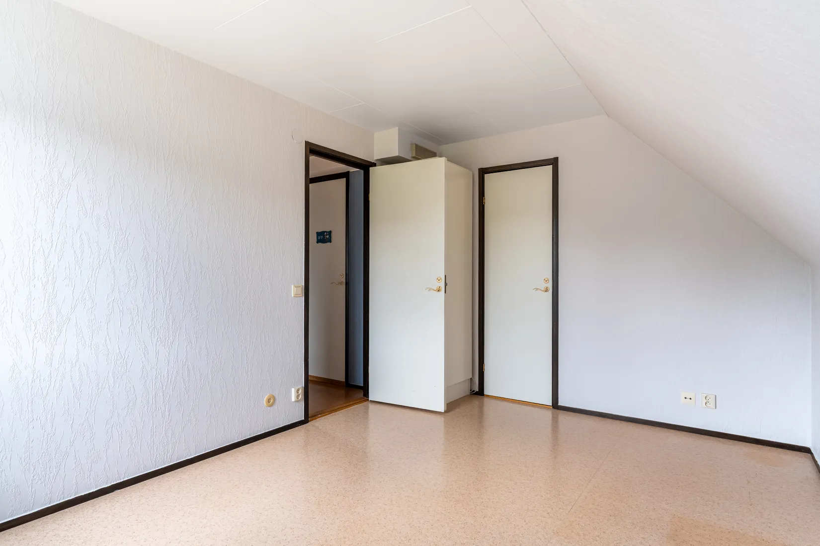 Villa, Öknavägen 175, Hällby, Eskilstuna