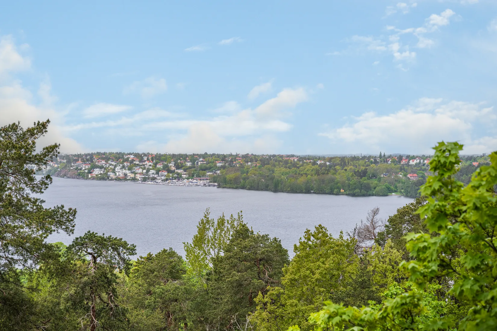 Bostadsrätt, Klubbacken 45, Mälarhöjden, Stockholm