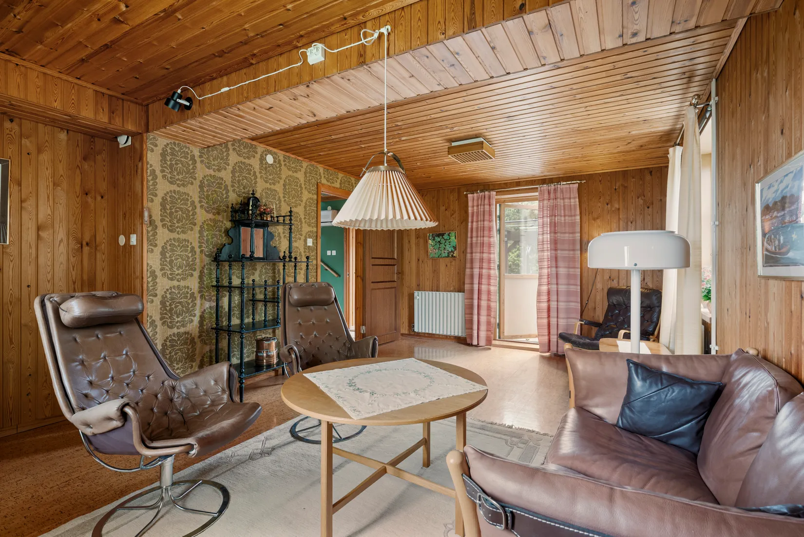 Villa, Fallskärmsvägen 12, Barkarby, Järfälla