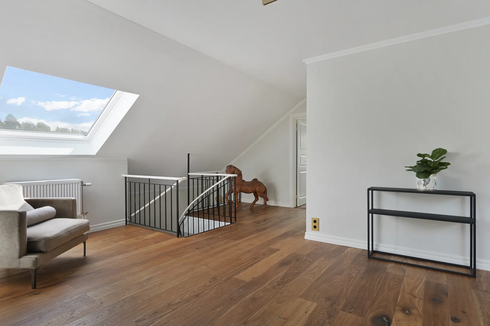 Villa, Almarevägen 15, Stäket, Järfälla