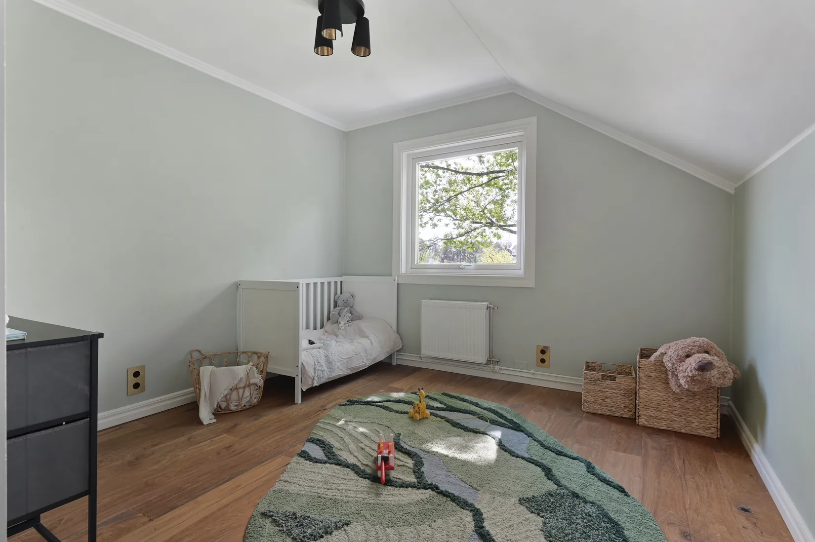 Villa, Almarevägen 15, Stäket, Järfälla