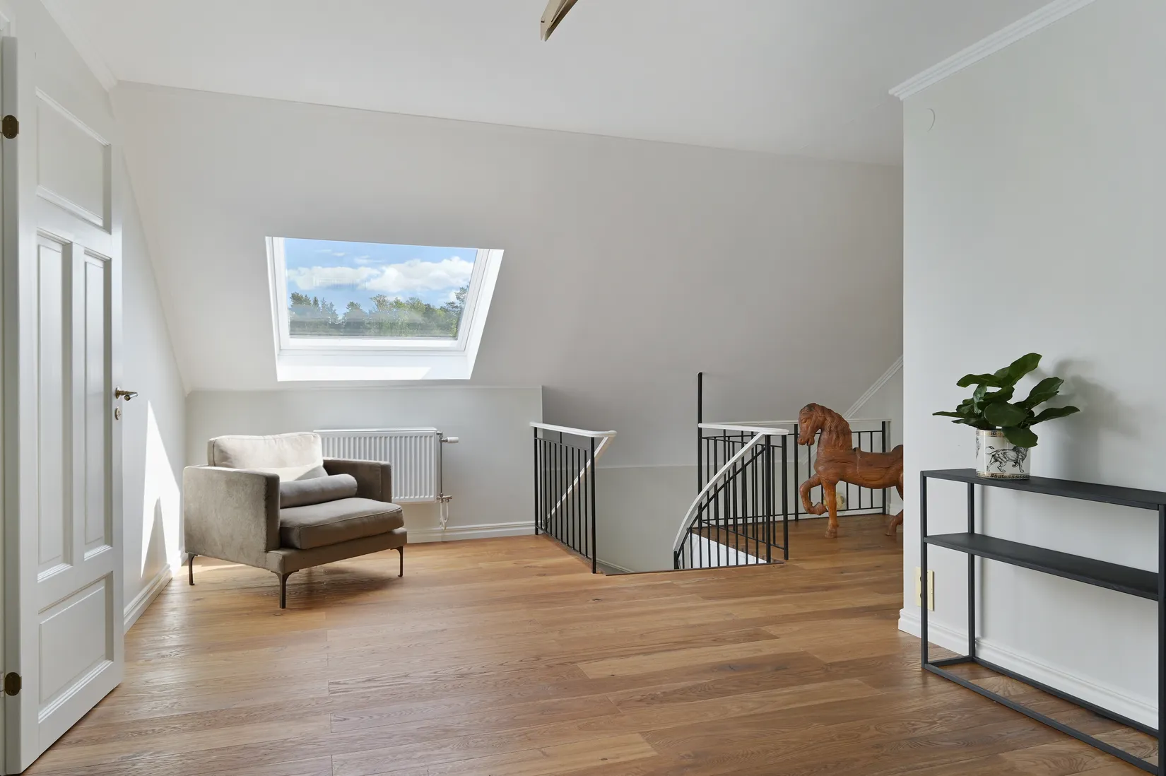 Villa, Almarevägen 15, Stäket, Järfälla
