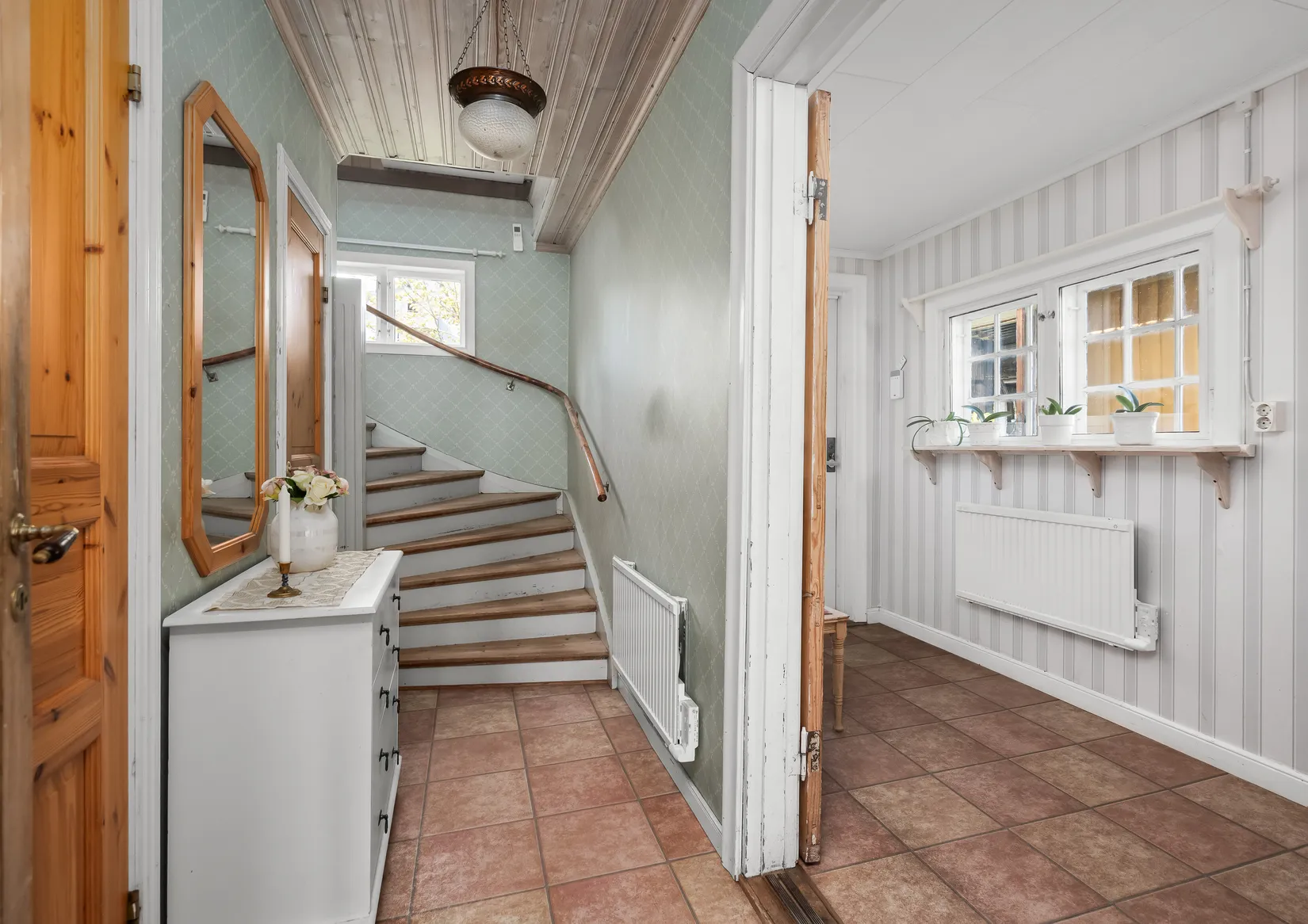 Villa, Åkaregatan 6, Sandviken