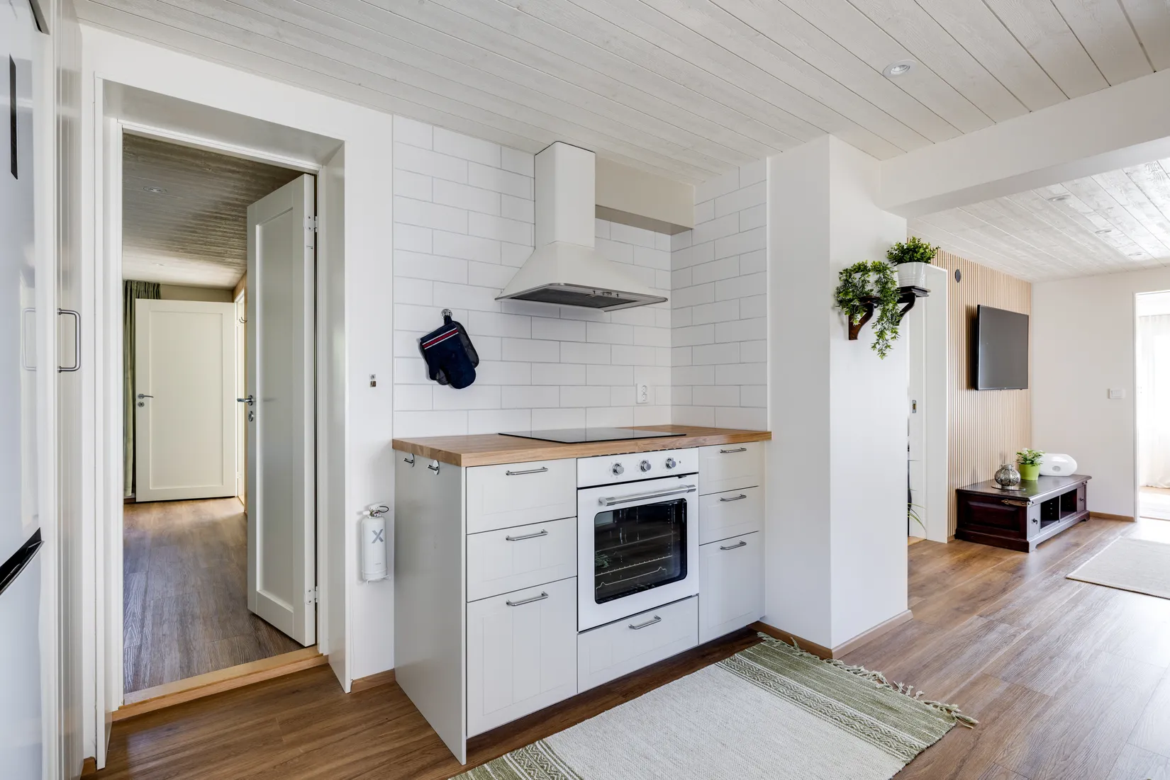 Villa, Björbergshalsen 6 & 8, Nösund, Orust