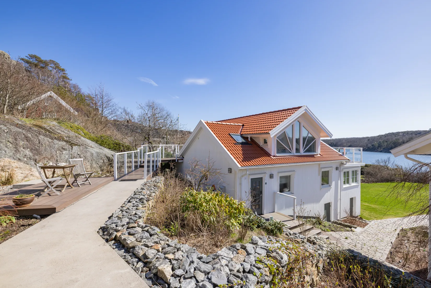 Villa, Björbergshalsen 6 & 8, Nösund, Orust