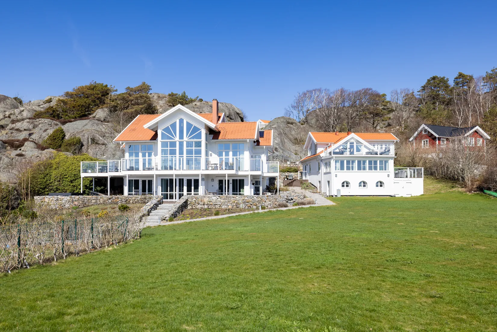 Villa, Björbergshalsen 6 & 8, Nösund, Orust