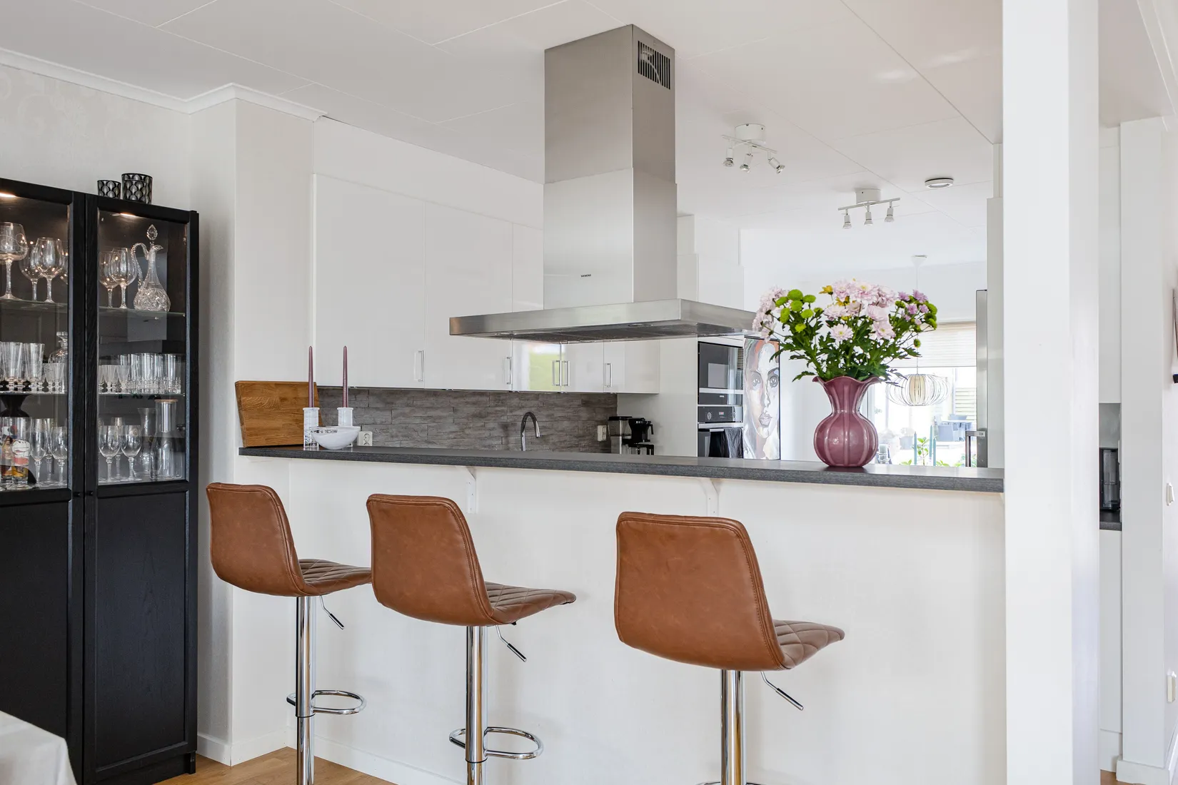 Villa, Radhus, Kasselgatan 11, Lillhamra, Västerås