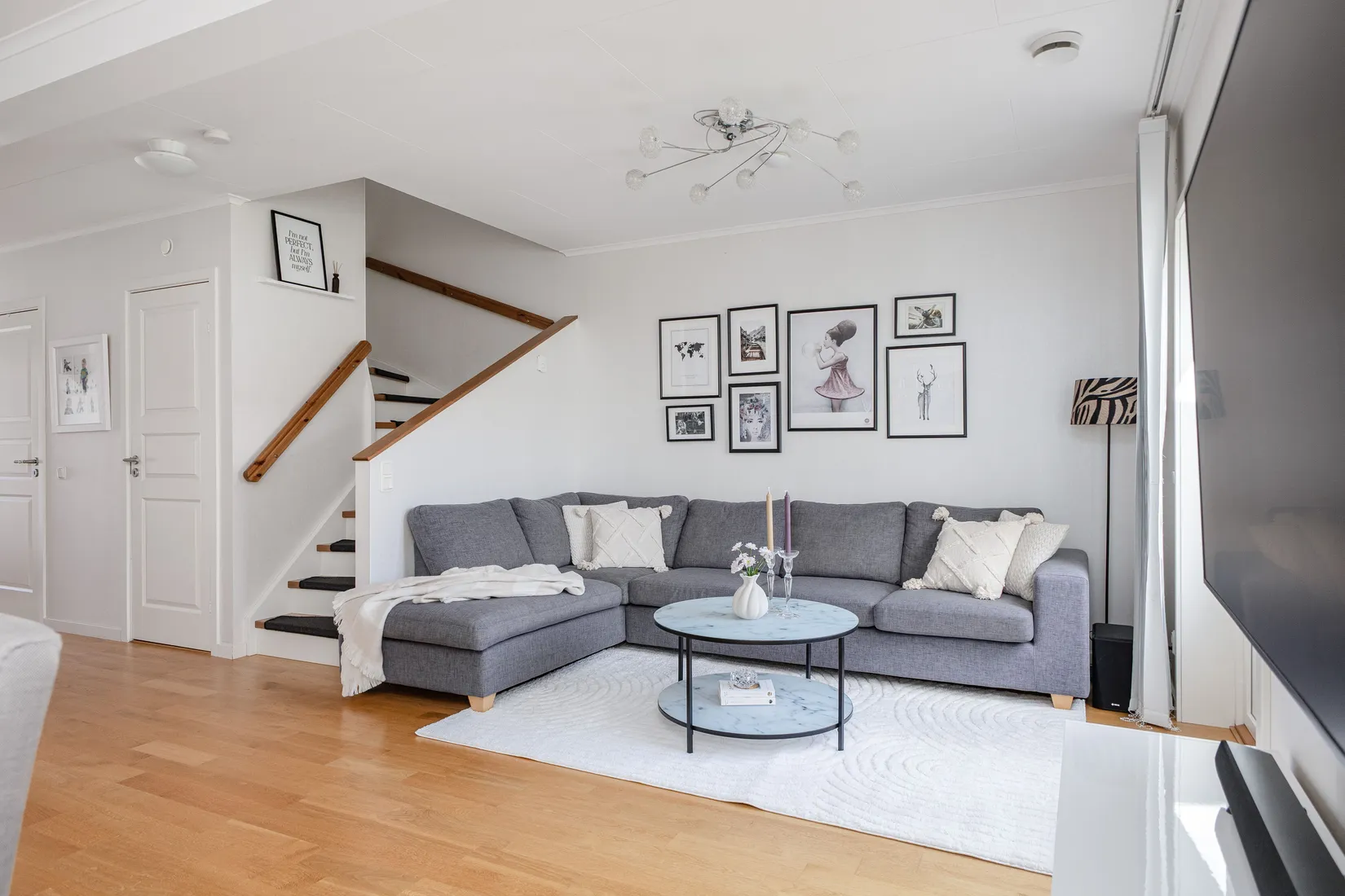 Villa, Radhus, Kasselgatan 11, Lillhamra, Västerås