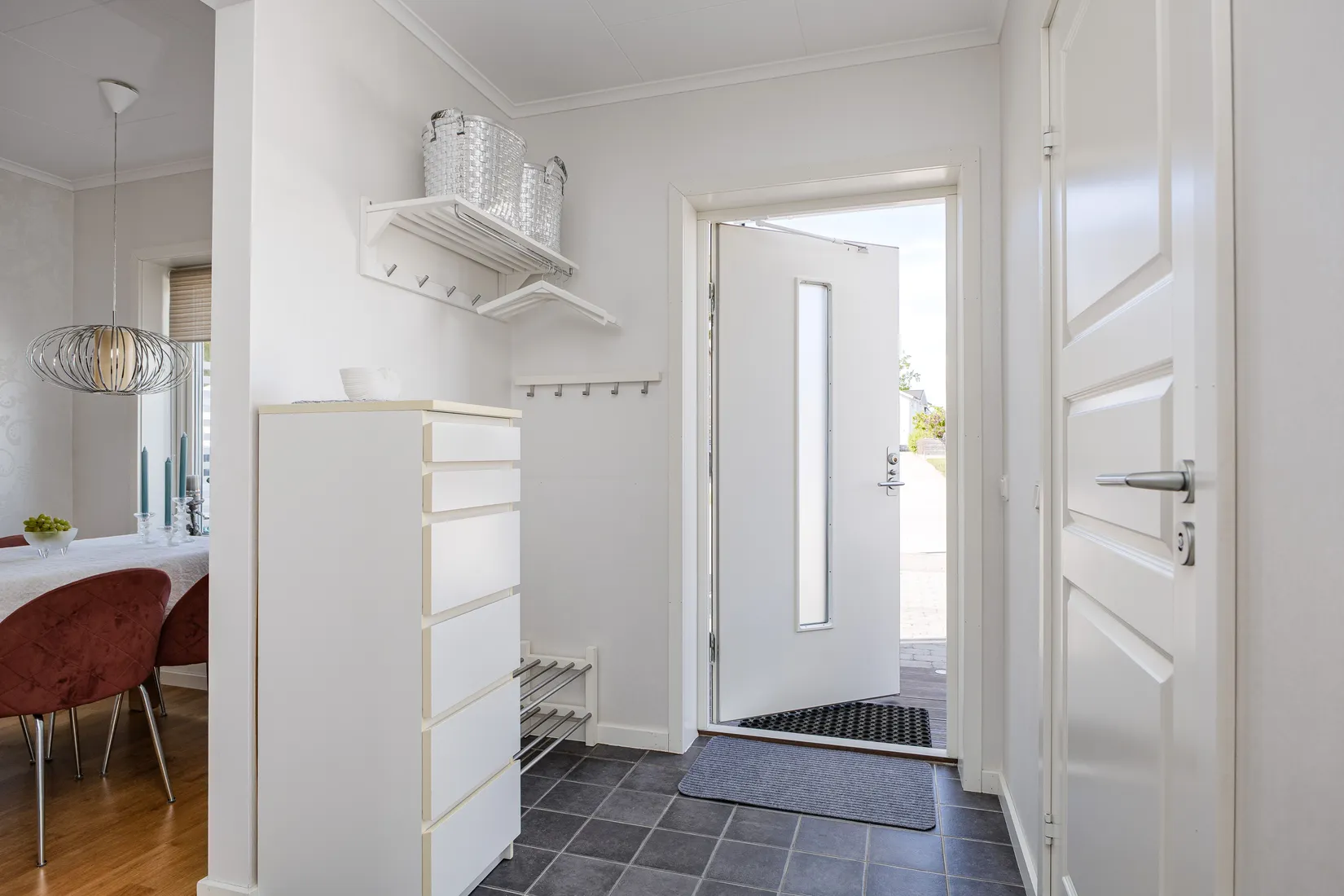 Villa, Radhus, Kasselgatan 11, Lillhamra, Västerås