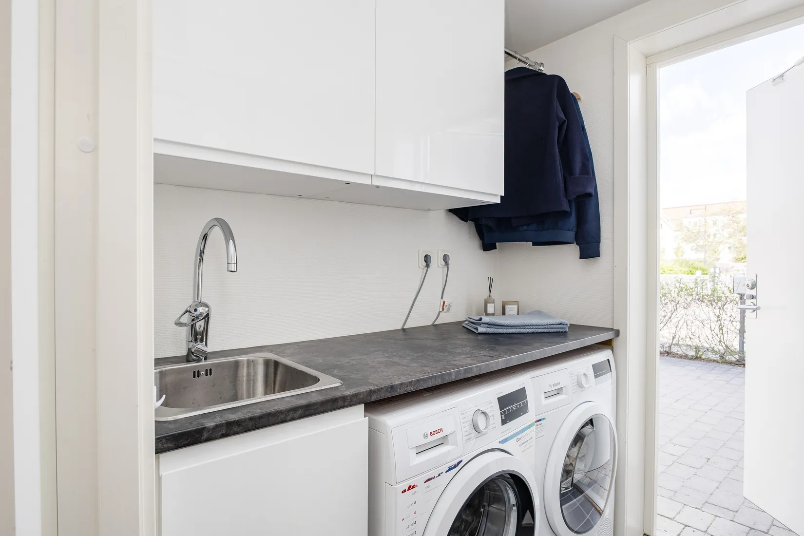 Villa, Radhus, Kasselgatan 11, Lillhamra, Västerås