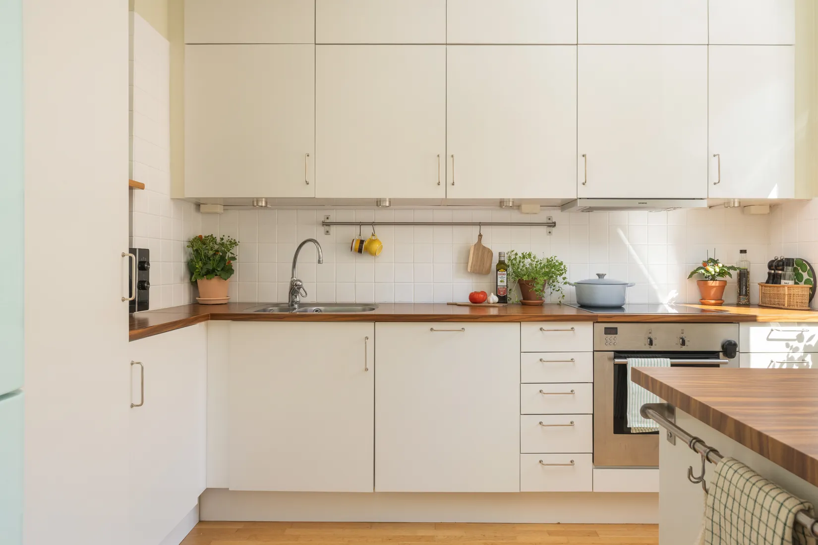 Bostadsrätt, Manhemsgatan 13, 2 tr., Aspudden, Stockholm