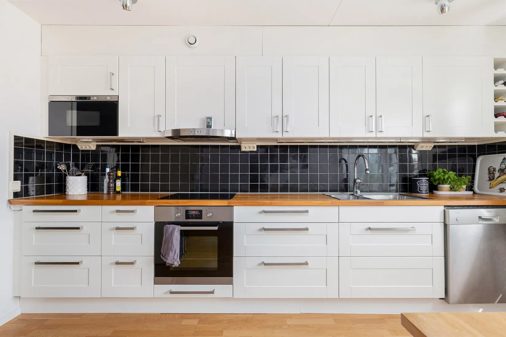 Villa, Radhus, Järnåldersringen 440, Norra Söderby, Haninge