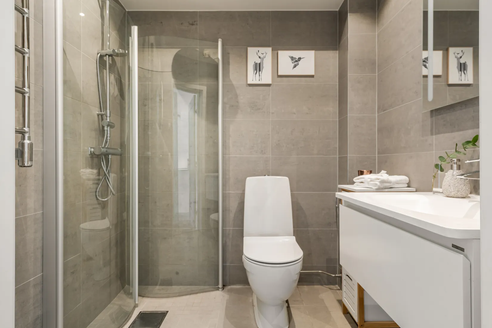 Bostadsrätt, Radhus, ARNINGETORPSVÄGEN 62, Hägerneholm, Täby