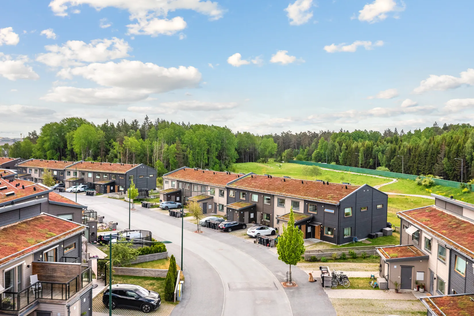 Bostadsrätt, Radhus, ARNINGETORPSVÄGEN 62, Hägerneholm, Täby