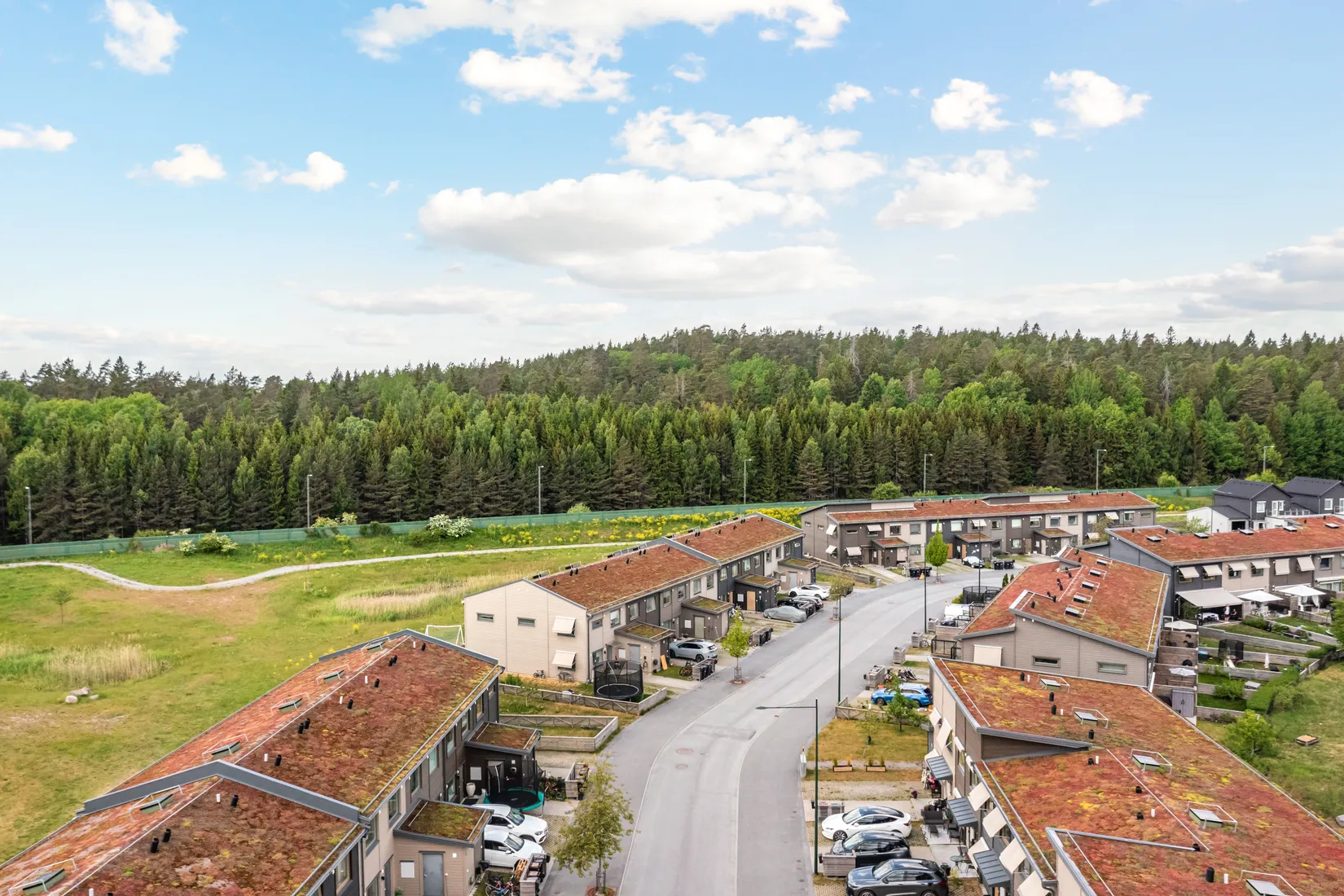 Bostadsrätt, Radhus, ARNINGETORPSVÄGEN 62, Hägerneholm, Täby