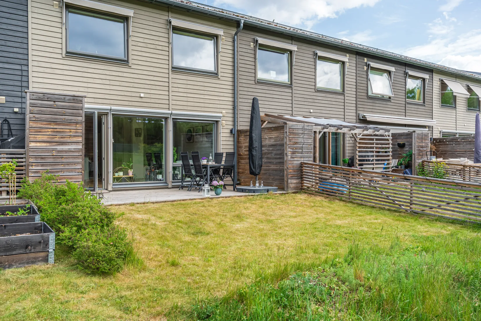 Bostadsrätt, Radhus, ARNINGETORPSVÄGEN 62, Hägerneholm, Täby