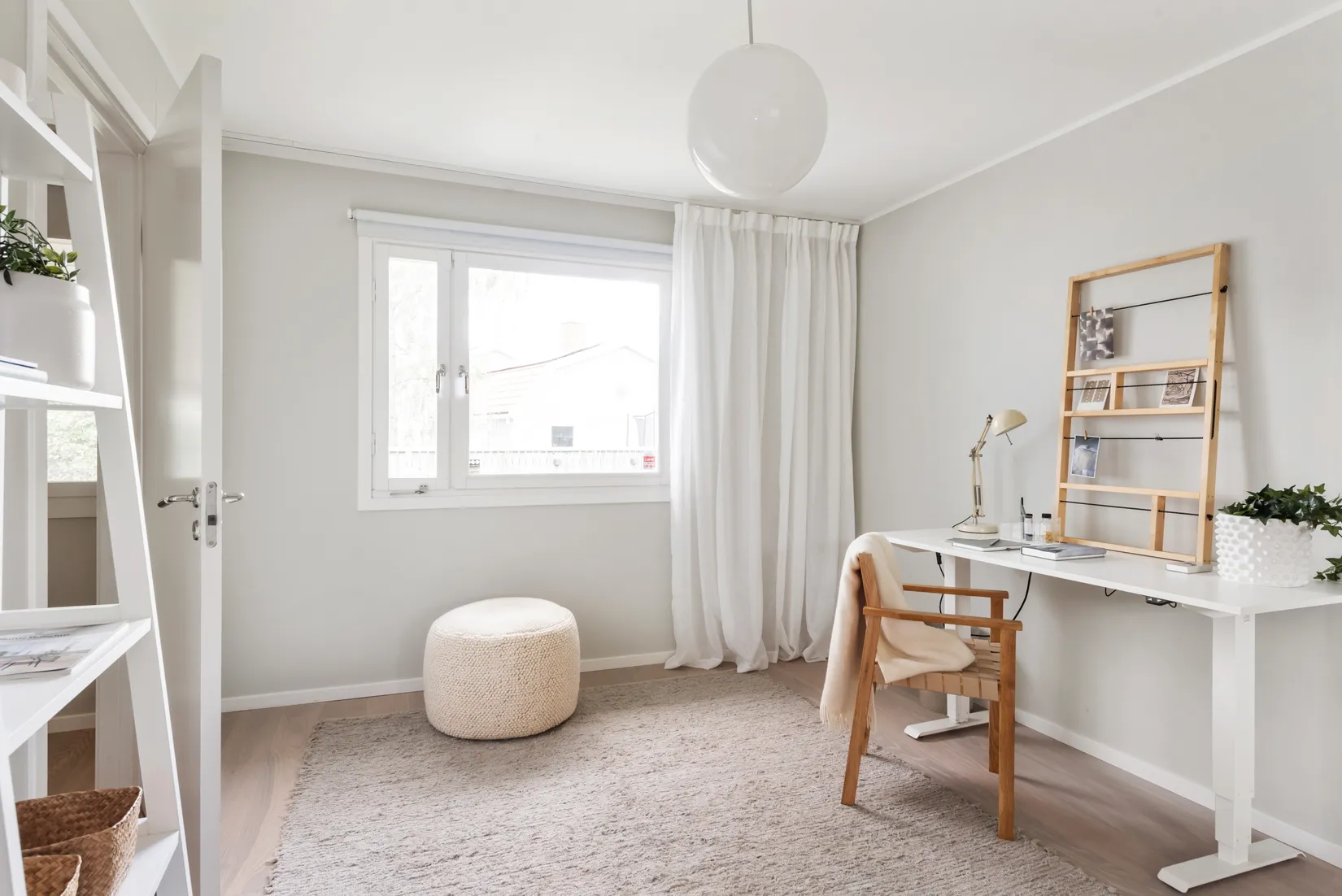 Villa, Åvalundsvägen 19, Ella Gård, Täby