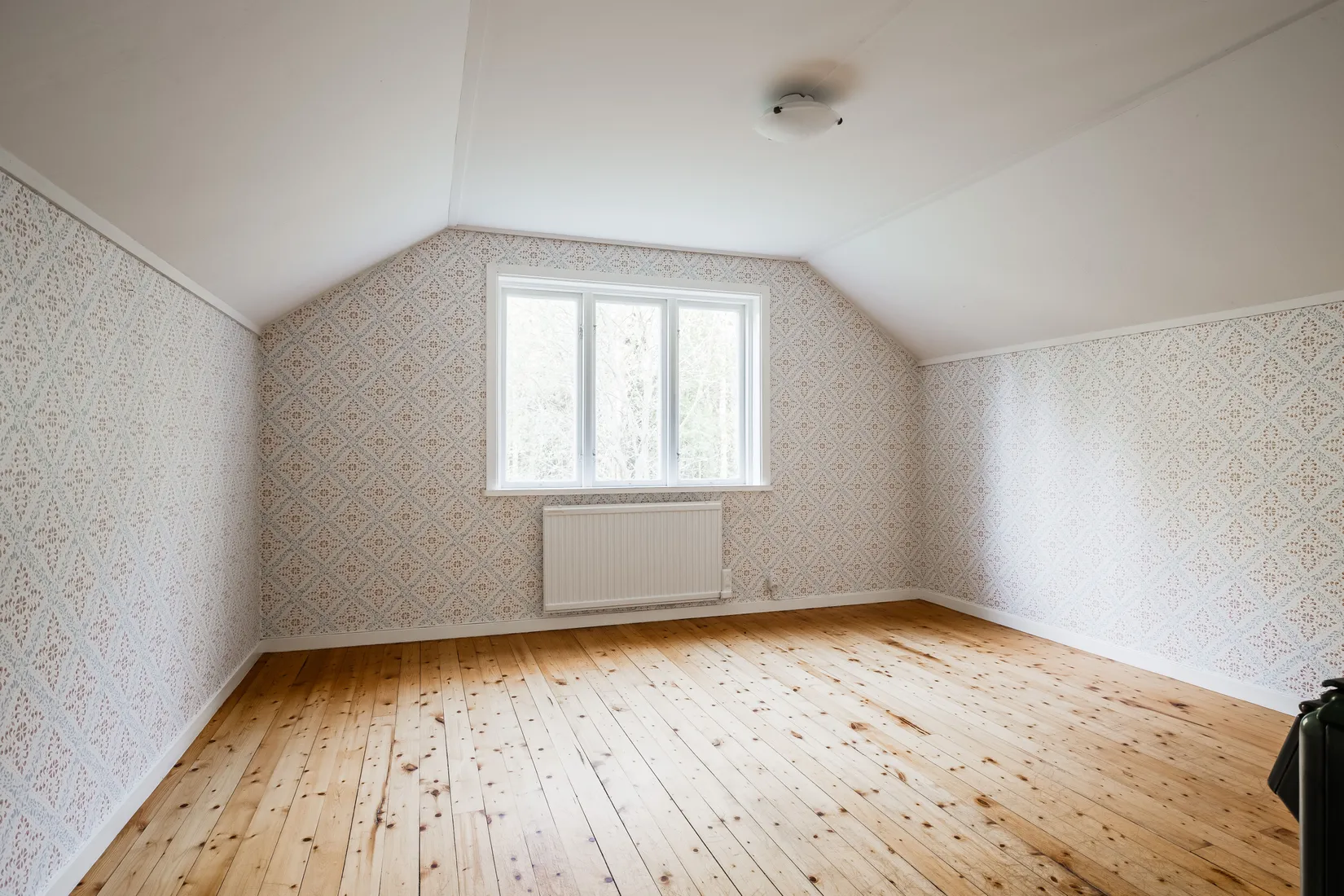 Villa, Tåtorp Pälsa-Karla 51, Töreboda