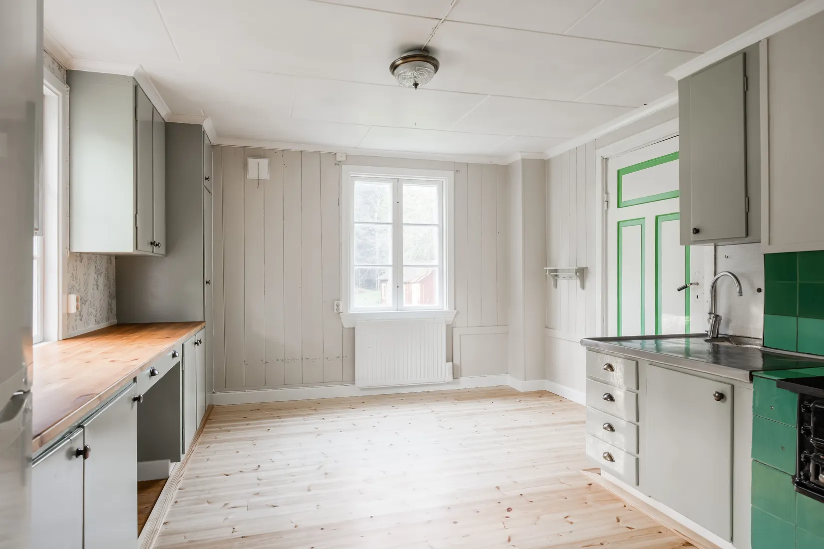 Villa, Tåtorp Pälsa-Karla 51, Töreboda